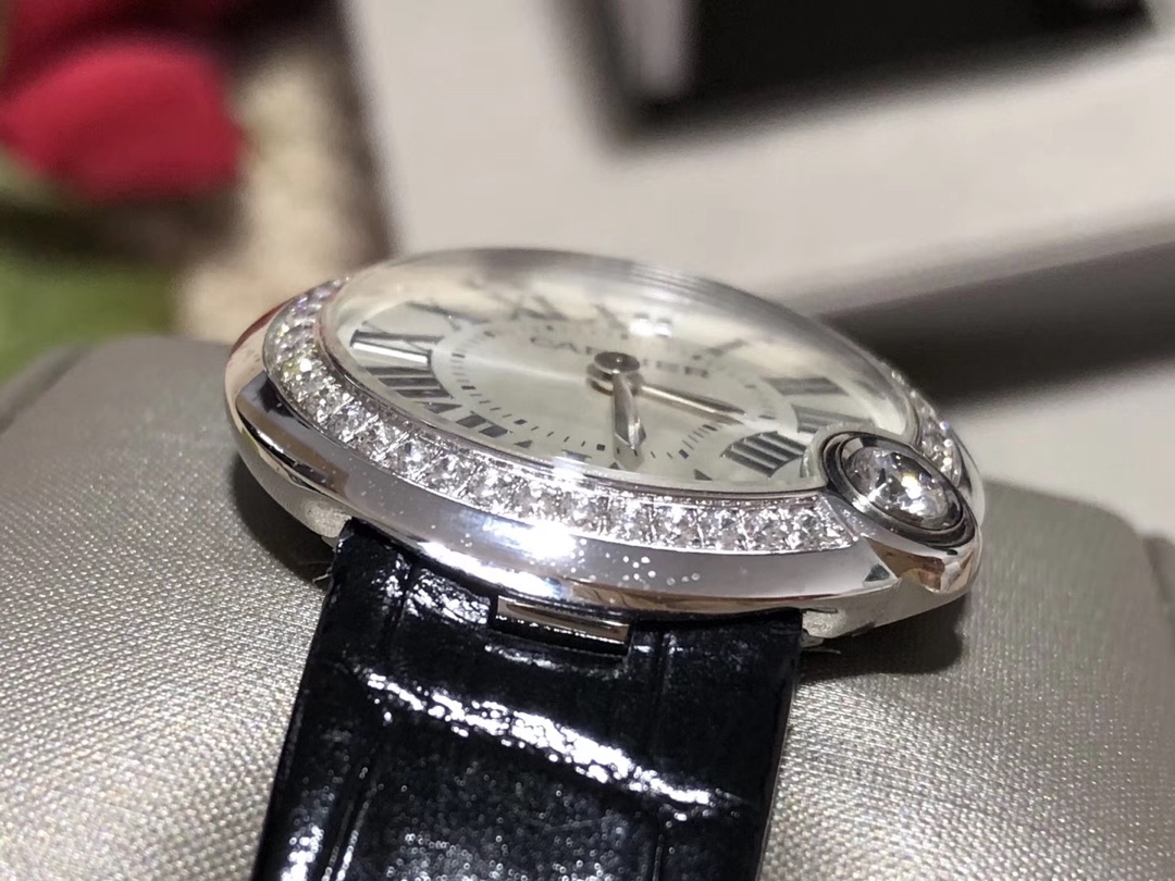 Cartier 卡地亚白气球女款，听说拿着白气球去告白，绝对会成功的哦偷笑