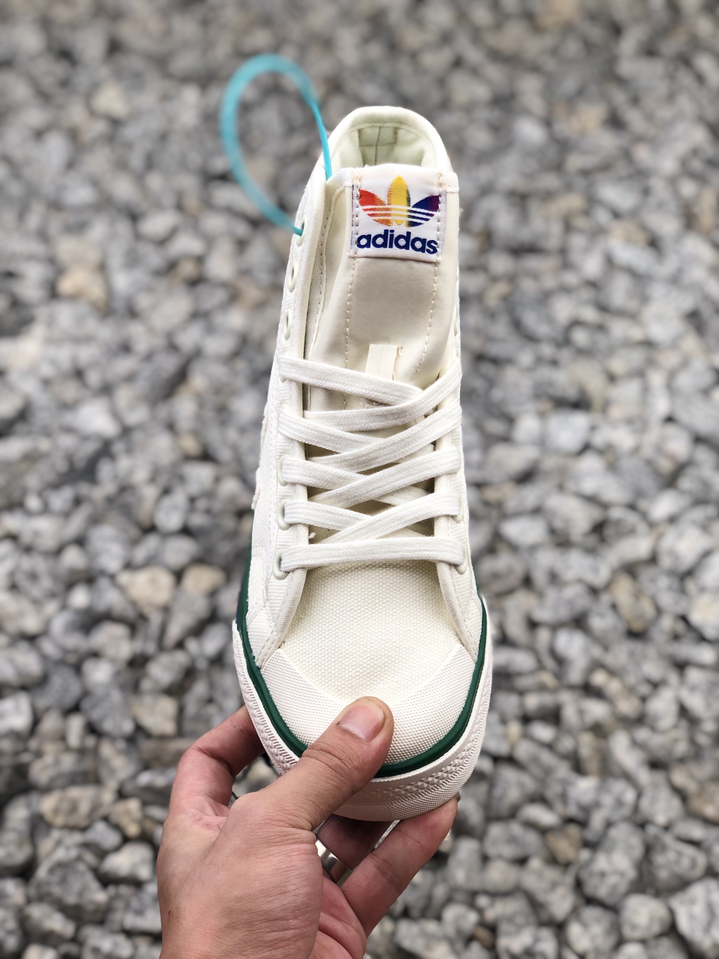 110 Adidas PRIDE NIZZA 全新配色adidas 三叶草PRIDE NIZZA彩虹鸳鸯拼接底 运动休闲帆布高帮鞋  EF2319
