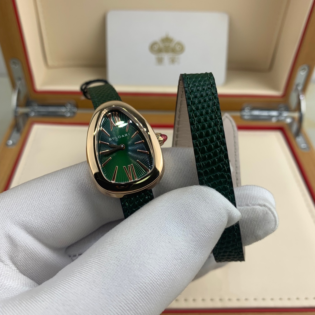 Bvlgari 皇家 宝格丽蛇形表带女款腕表