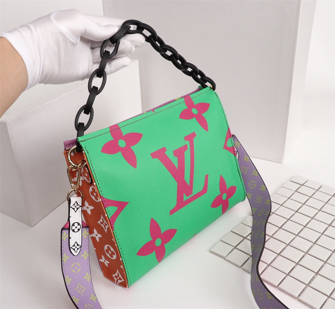 Louis Vuitton Green and Pink Monogram 25x20x5cm shoulder everyday