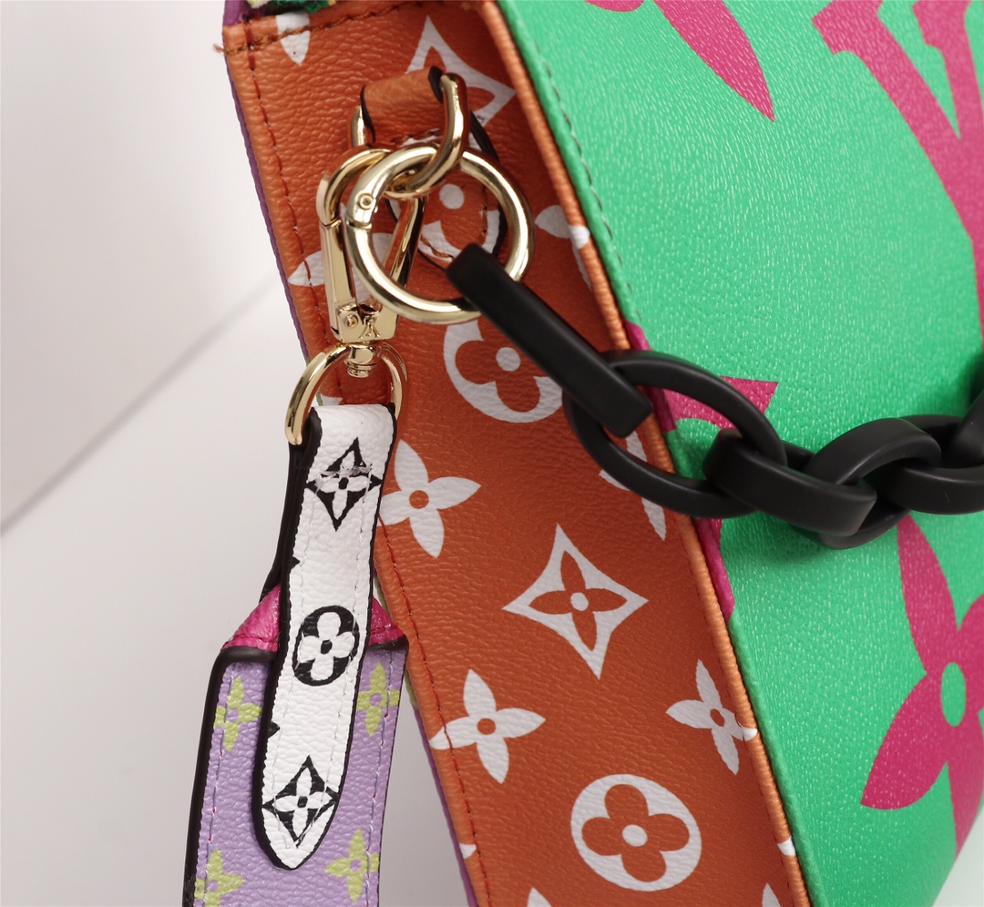 Louis Vuitton Green and Pink Monogram 25x20x5cm shoulder everyday