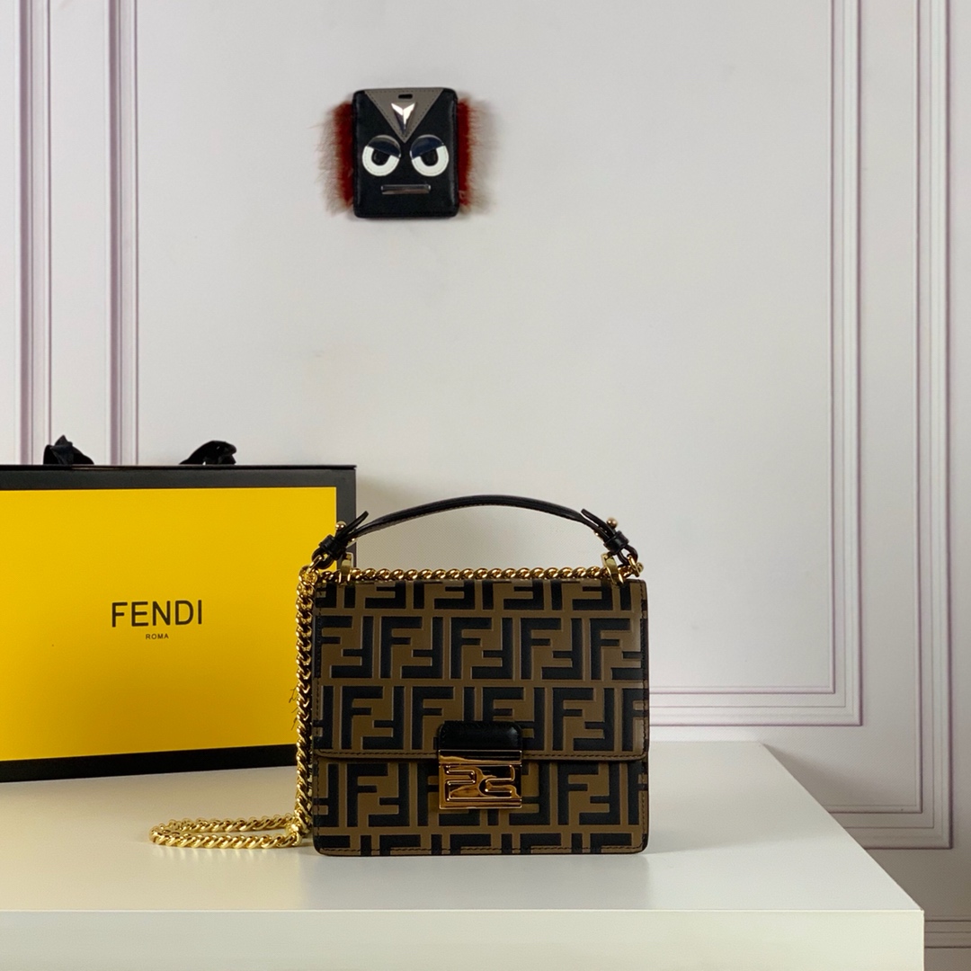 Fendi Borse Borsette Oro Stampa Pelle di vitello bovina Catene