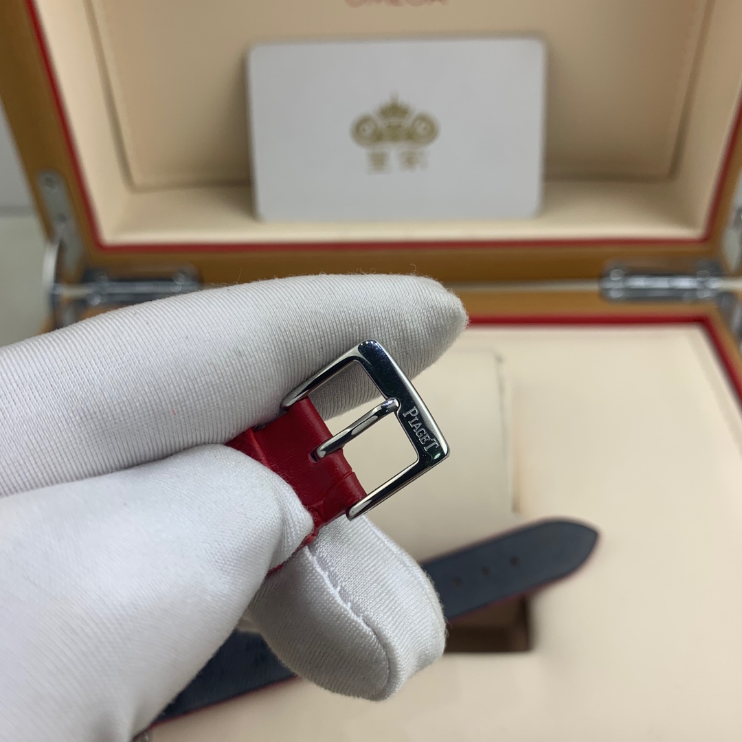 Piaget 皇家 伯爵PIAGET-Possion 一系列