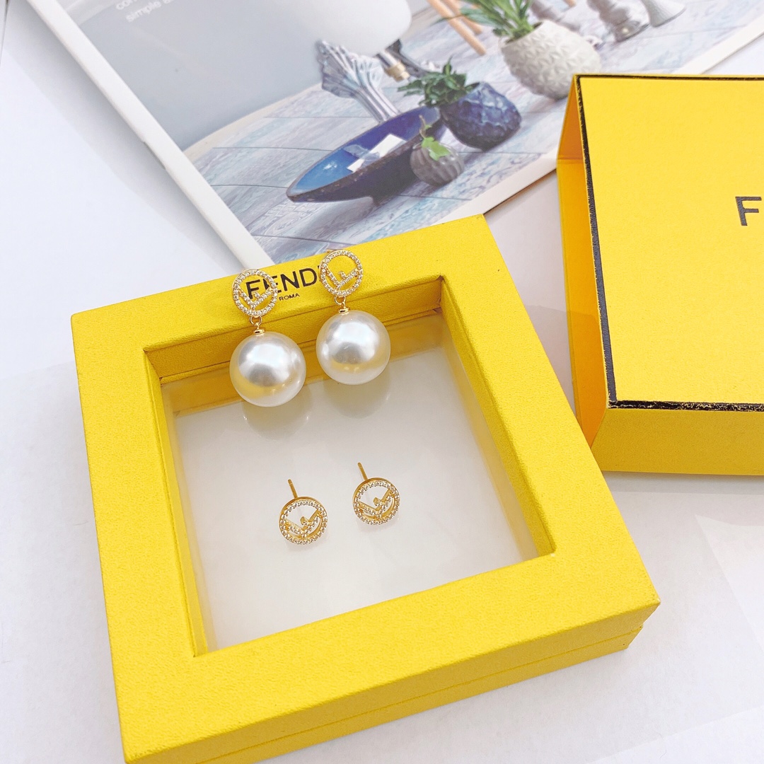 [Fendi Jewelry]
