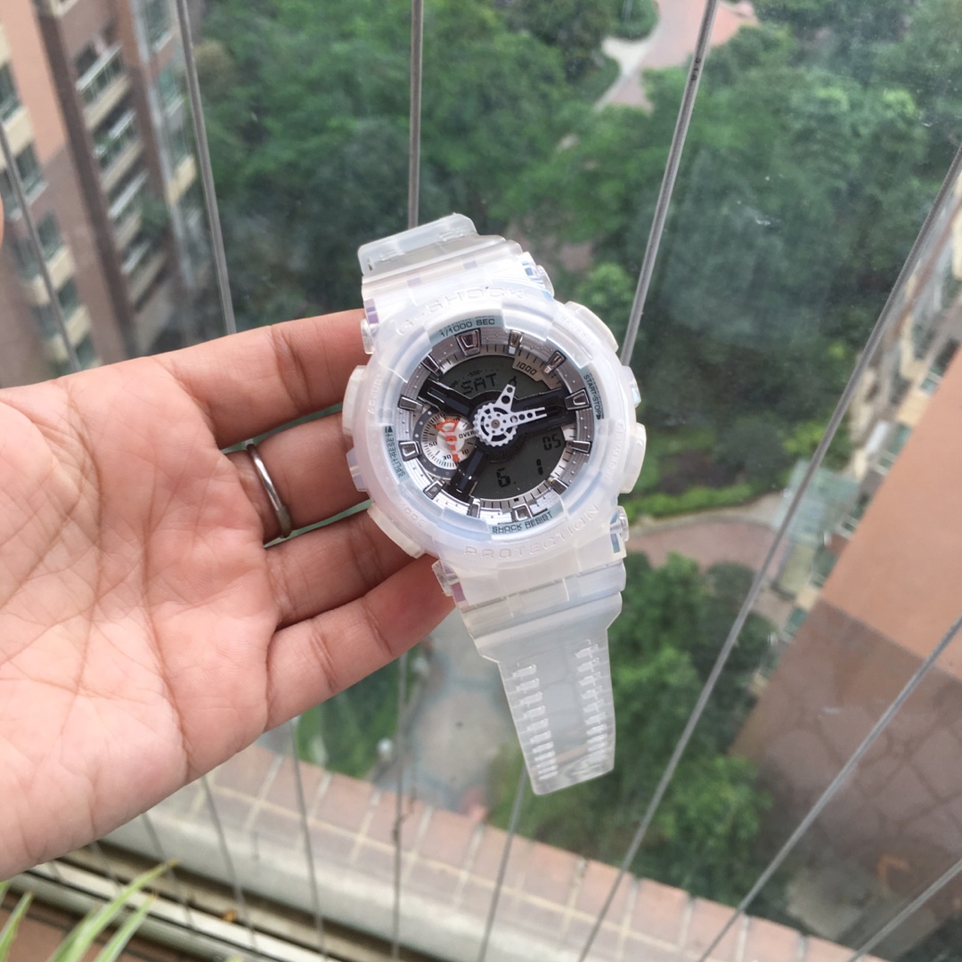 ZB CASIO-Cacio’s Stylish 8-Year-Old Watch with Large Dashboards and Antishock Design