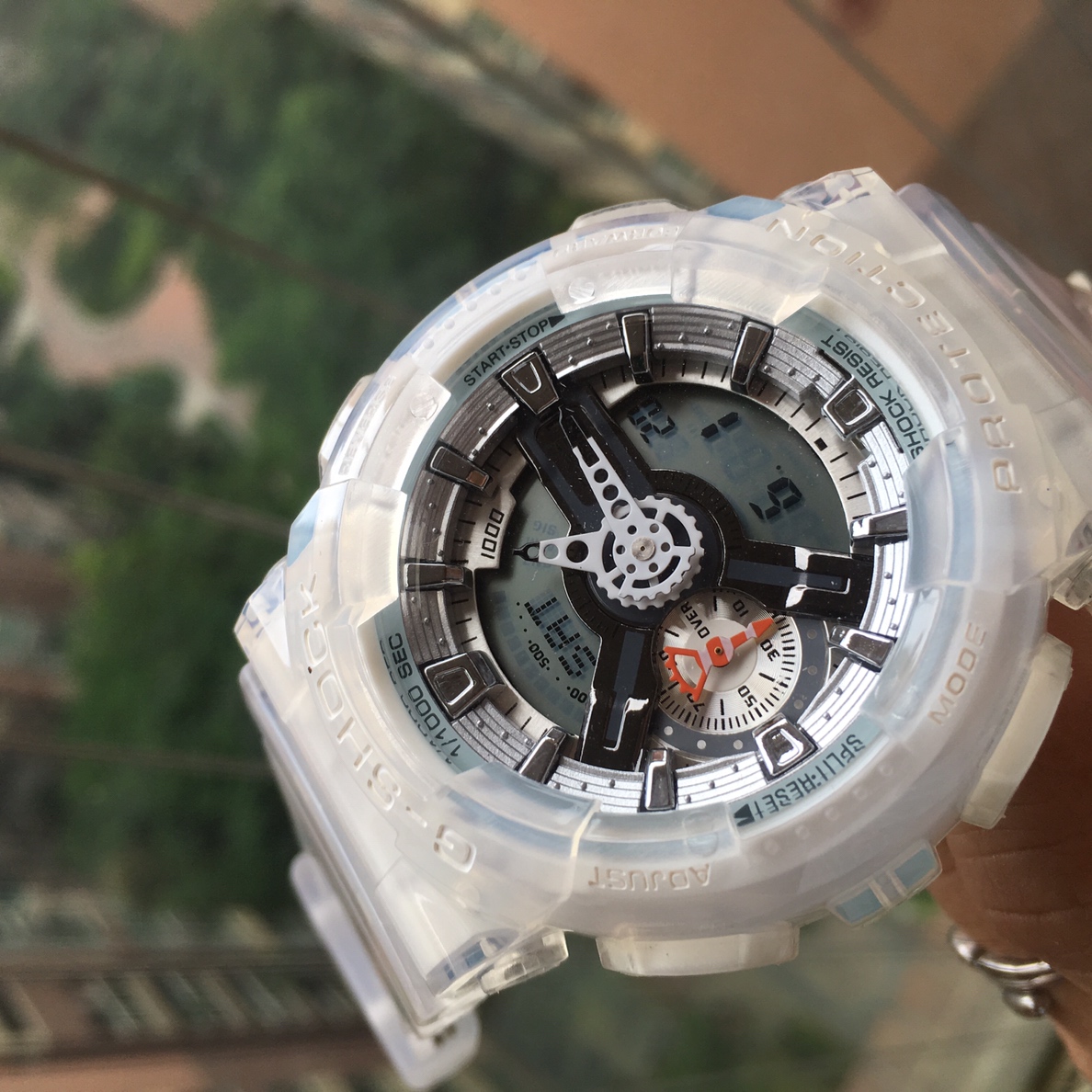 ZB CASIO-Cacio’s Stylish 8-Year-Old Watch with Large Dashboards and Antishock Design - 图片 2