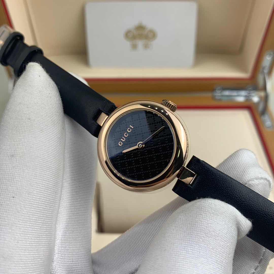 Gucci 皇家 古驰女款小号27mm腕表
