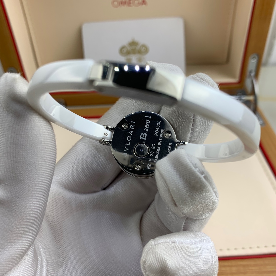 Bvlgari 皇家 宝格丽陶瓷女表腕表