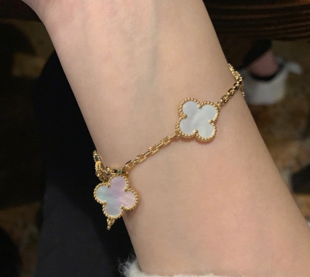 NO:102688,Our Sales King VCA Five Flowers Full Agate Bracelet Rose Gold/K Yellow/Platinum All models Buyer show, Vca Bracelet, bracelet19860909我们的销售王 VCA五花全玛瑙手链 玫瑰金/k黄/白金 各款都  买家show,Vca手链,bracelet,Jewelry