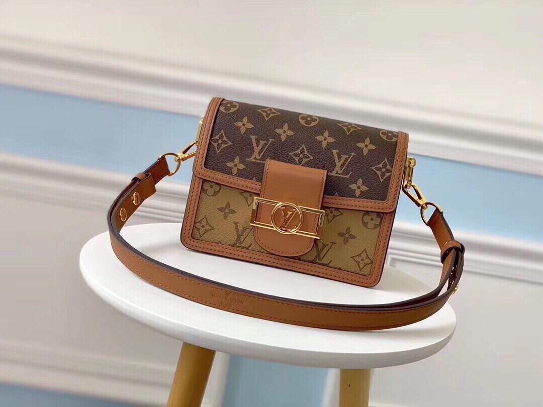 Louis Vuitton Messenger Bags Monogram Canvas Calfskin Cowhide Spring Collection M44580