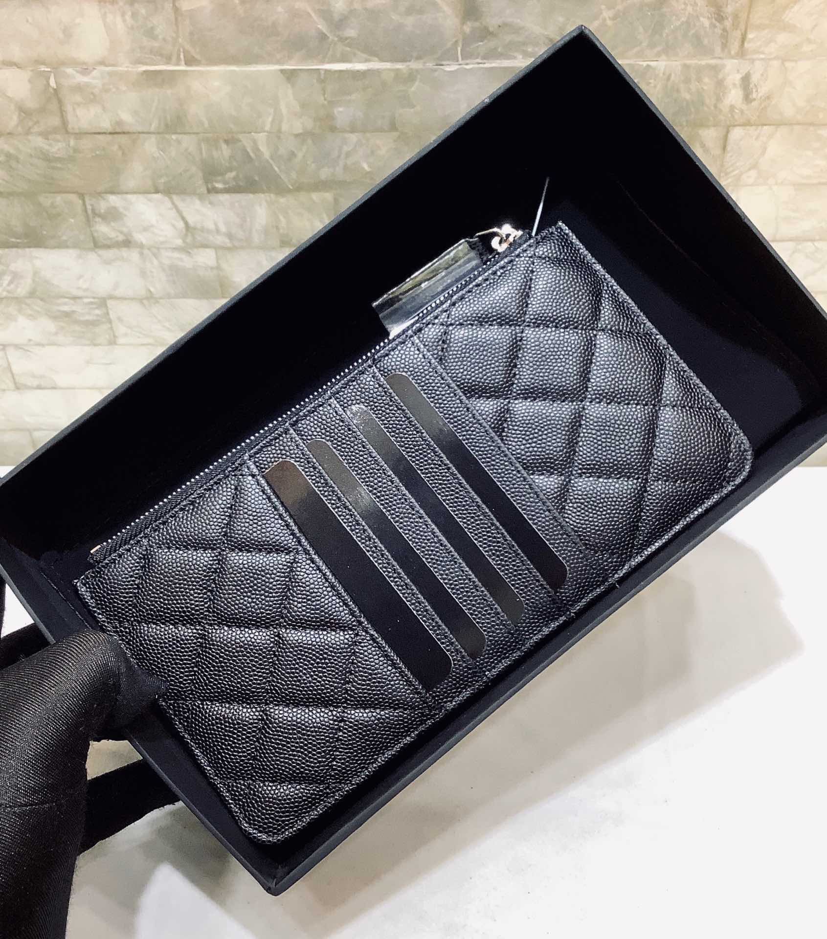 Chanel 2022新品 经典款球纹菱格纹双C手机包 卡包 A84402黑色/银扣