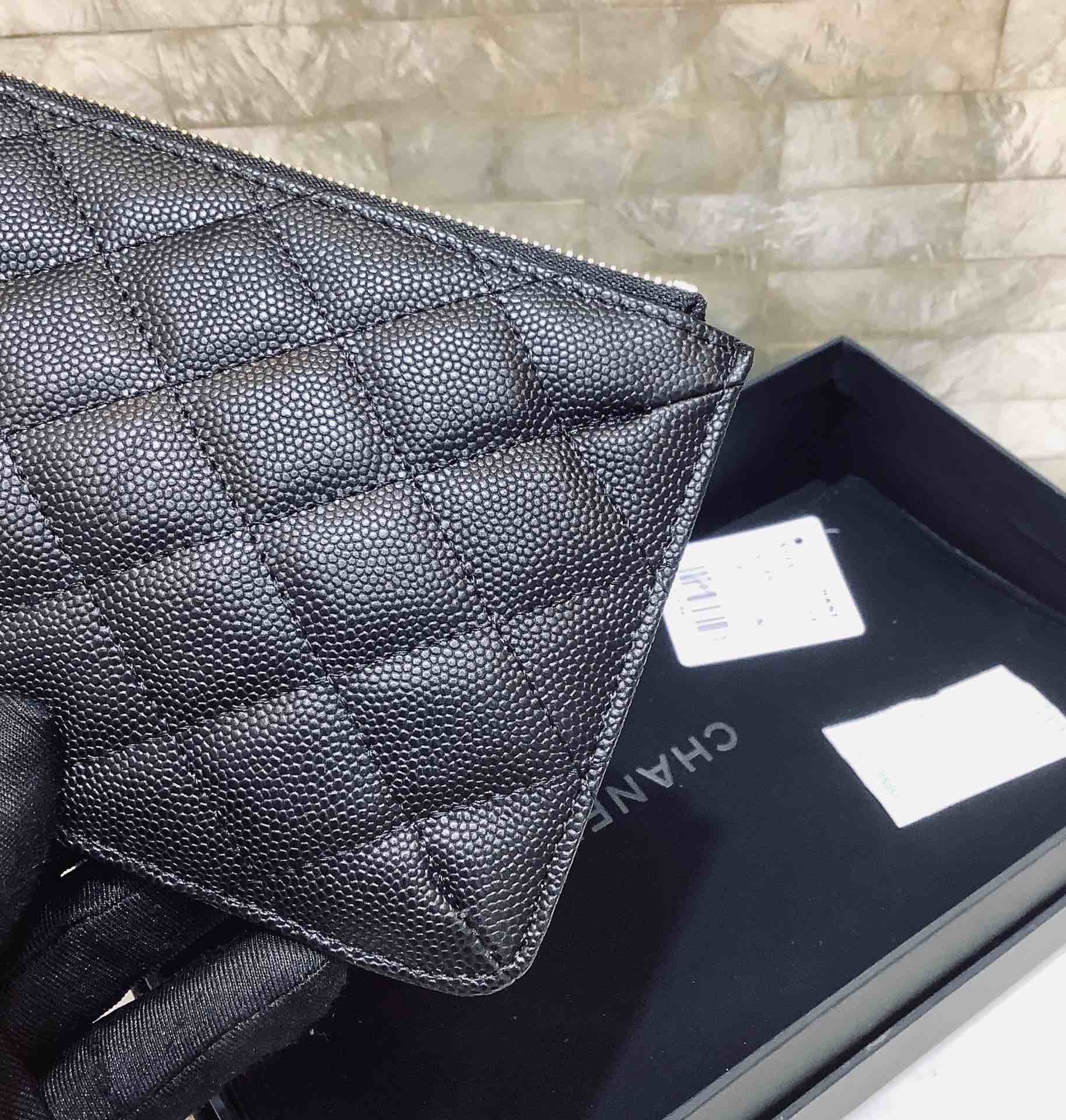 Chanel 2022新品 经典款球纹菱格纹双C手机包 卡包 A84402黑色/银扣