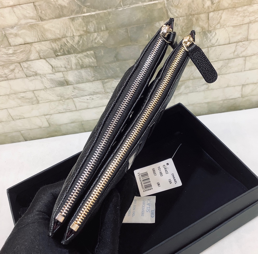 Chanel 2022新品 经典款球纹菱格纹双C手机包 卡包 A84402黑色/银扣