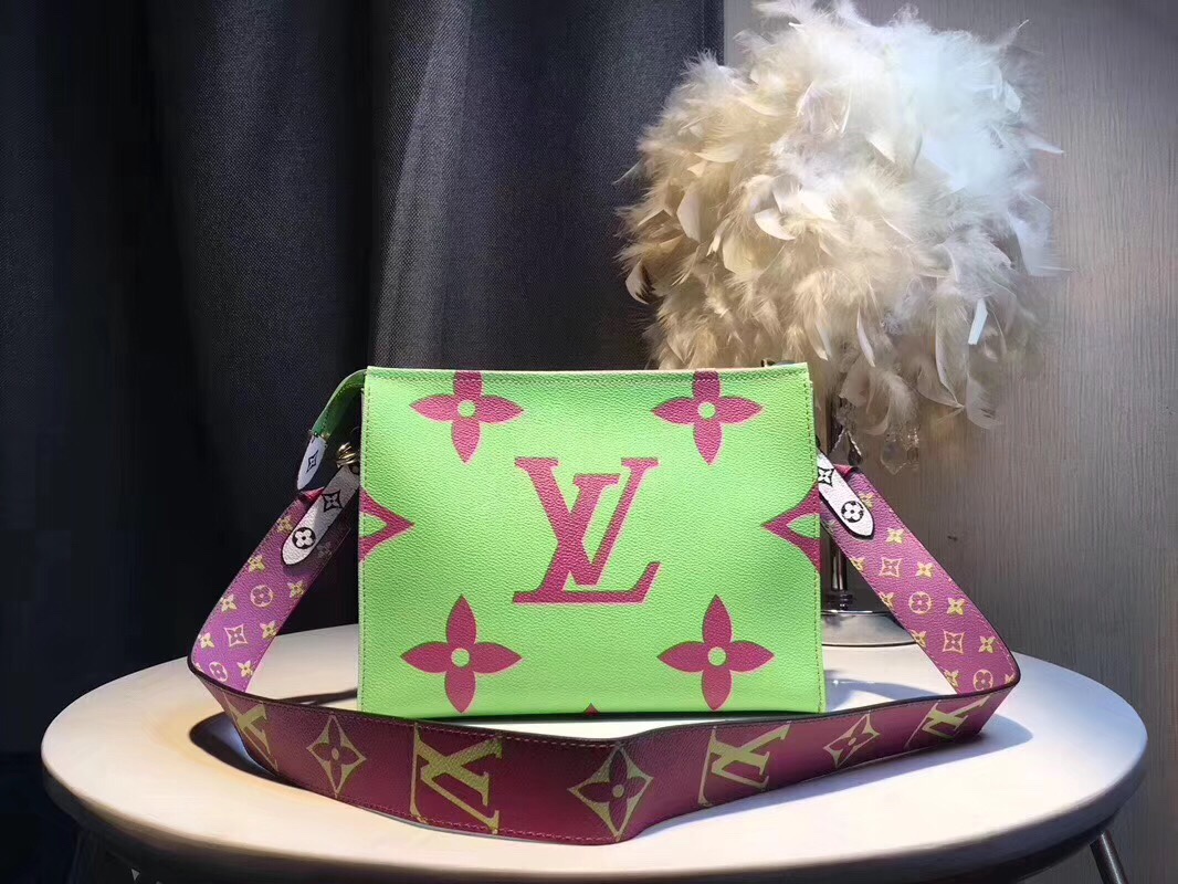 Louis Vuitton Pink Monogram 25x20x5cm shoulder everyday