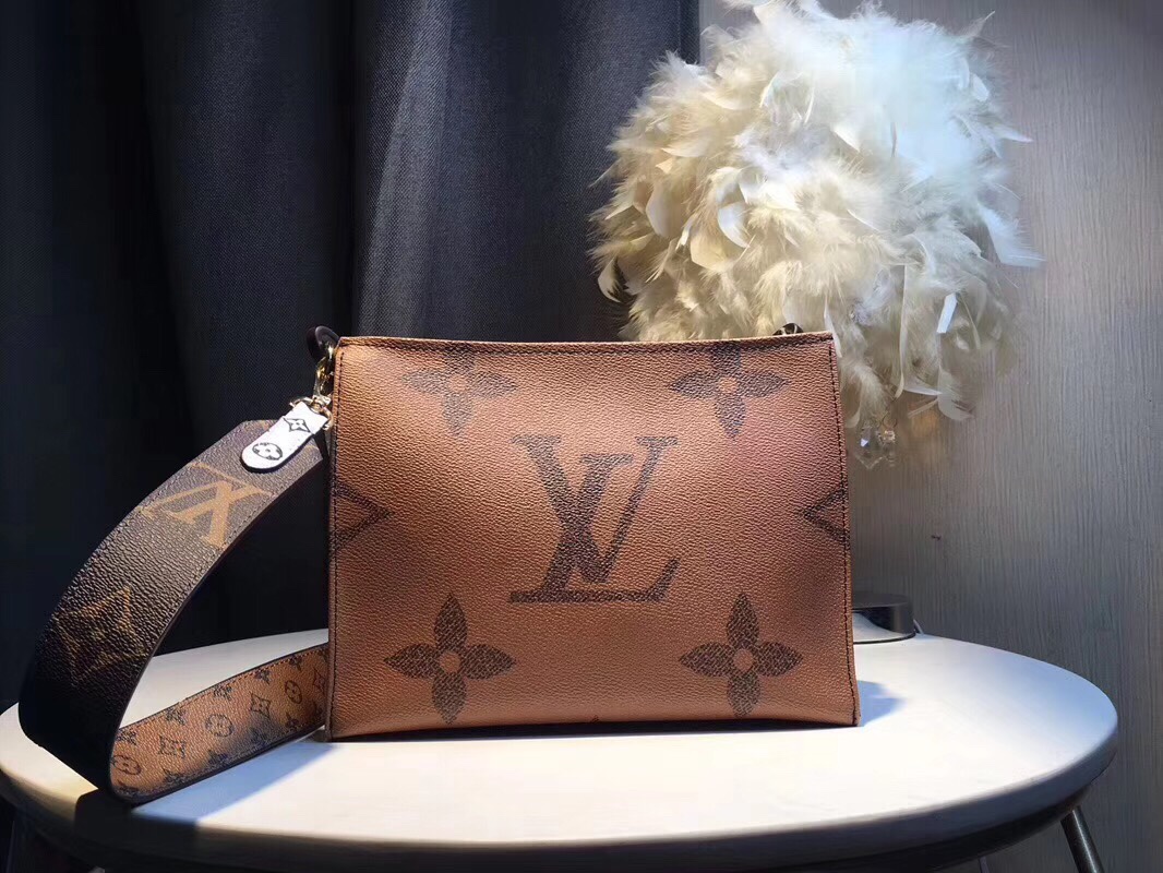 Louis Vuitton Monogram 25x20x5cm shoulder everyday
