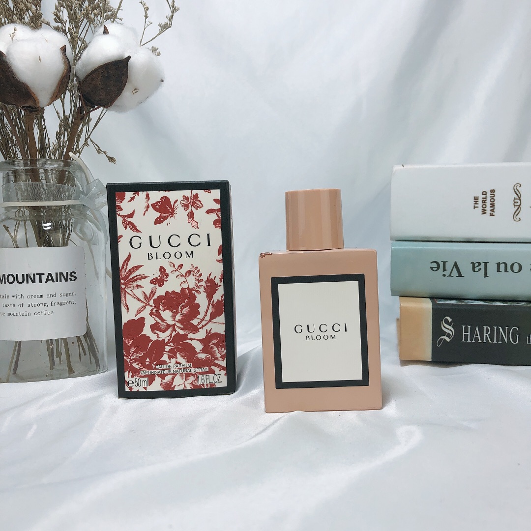 Gucci Bloom Eau de Parfum for Women, Floral Scent with Jasmine & Tuberose