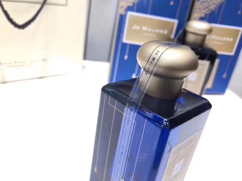 1565849783 2679289645 2