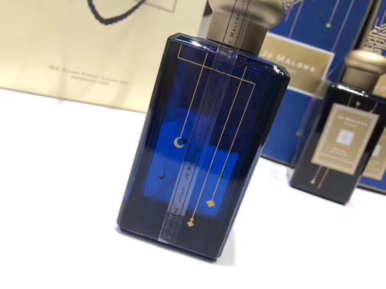 1565849783 3984806367 6