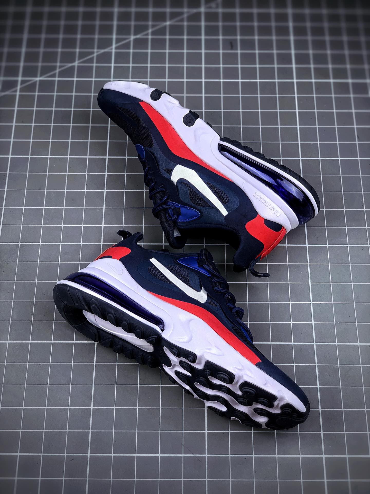 130 特价福利 Air Max 270 React ”Bauhaus” 高频网纱 官方新配色上架