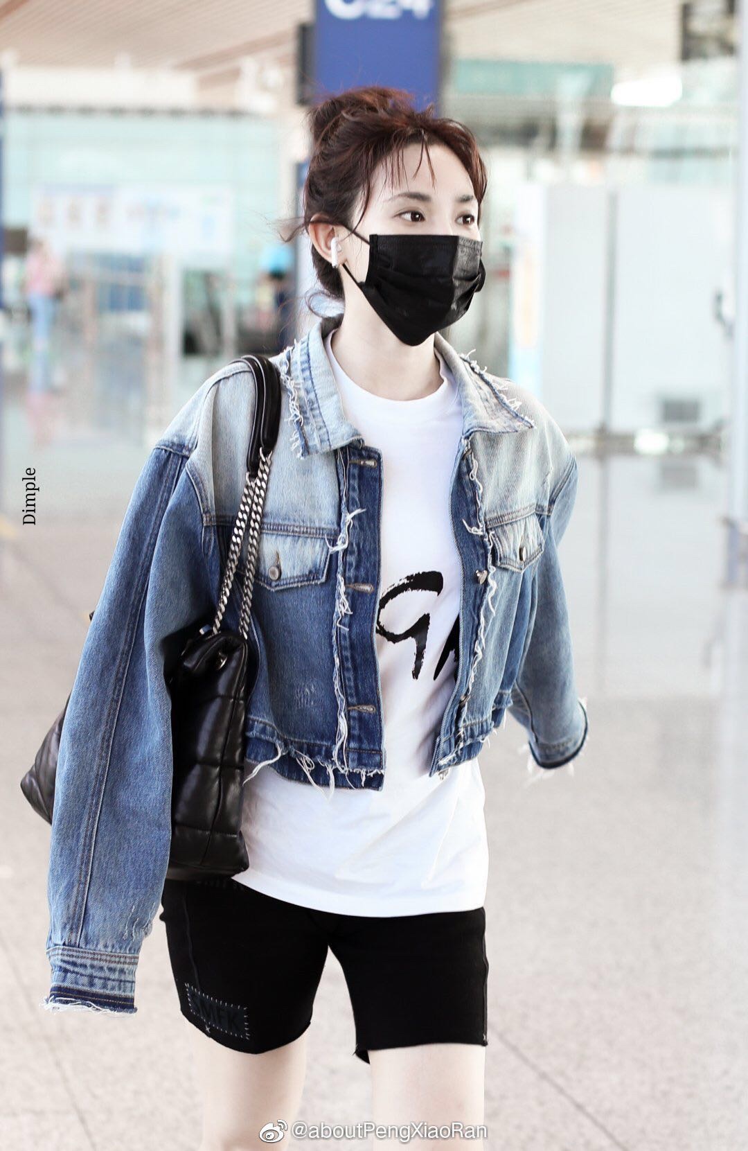 YSL LOULOU PUFFER 35CM 绗缝小羊皮包 577475黑色/银扣