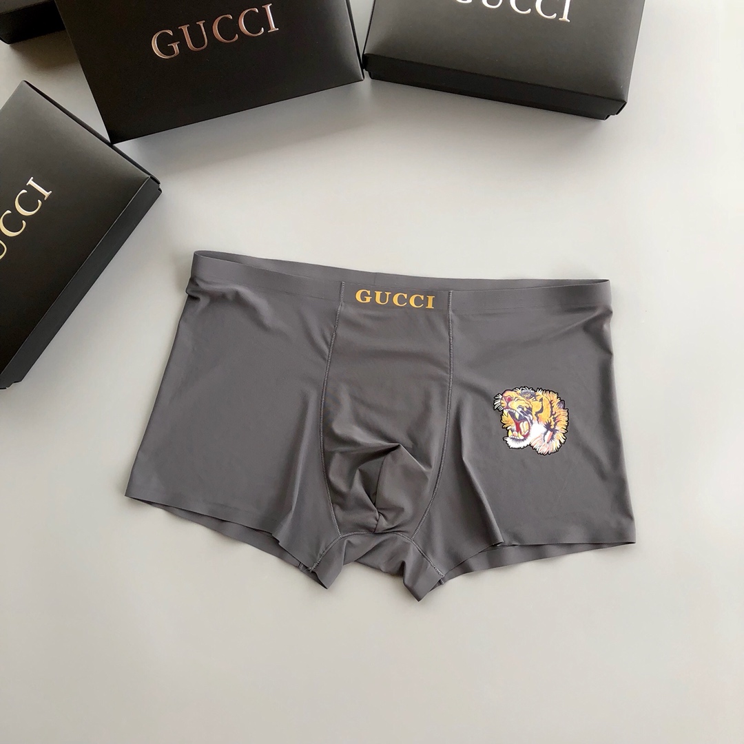  GUCCI 古奇 时尚潮流 必备男士内裤 经典款！采用无痕拼接 无缝压胶工艺 高档羊奶丝材质 轻薄透气
