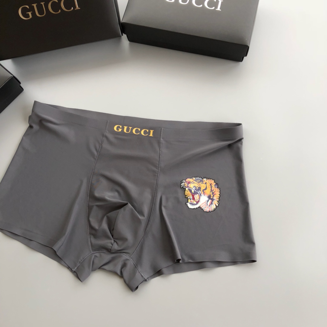  GUCCI 古奇 时尚潮流 必备男士内裤 经典款！采用无痕拼接 无缝压胶工艺 高档羊奶丝材质 轻薄透气