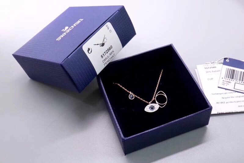 Swarovski 恶魔之眼锁骨项链，你说你见过的一切美好都不几我瞳孔中的璀璨” 恶魔之眼寓意吞噬一切不