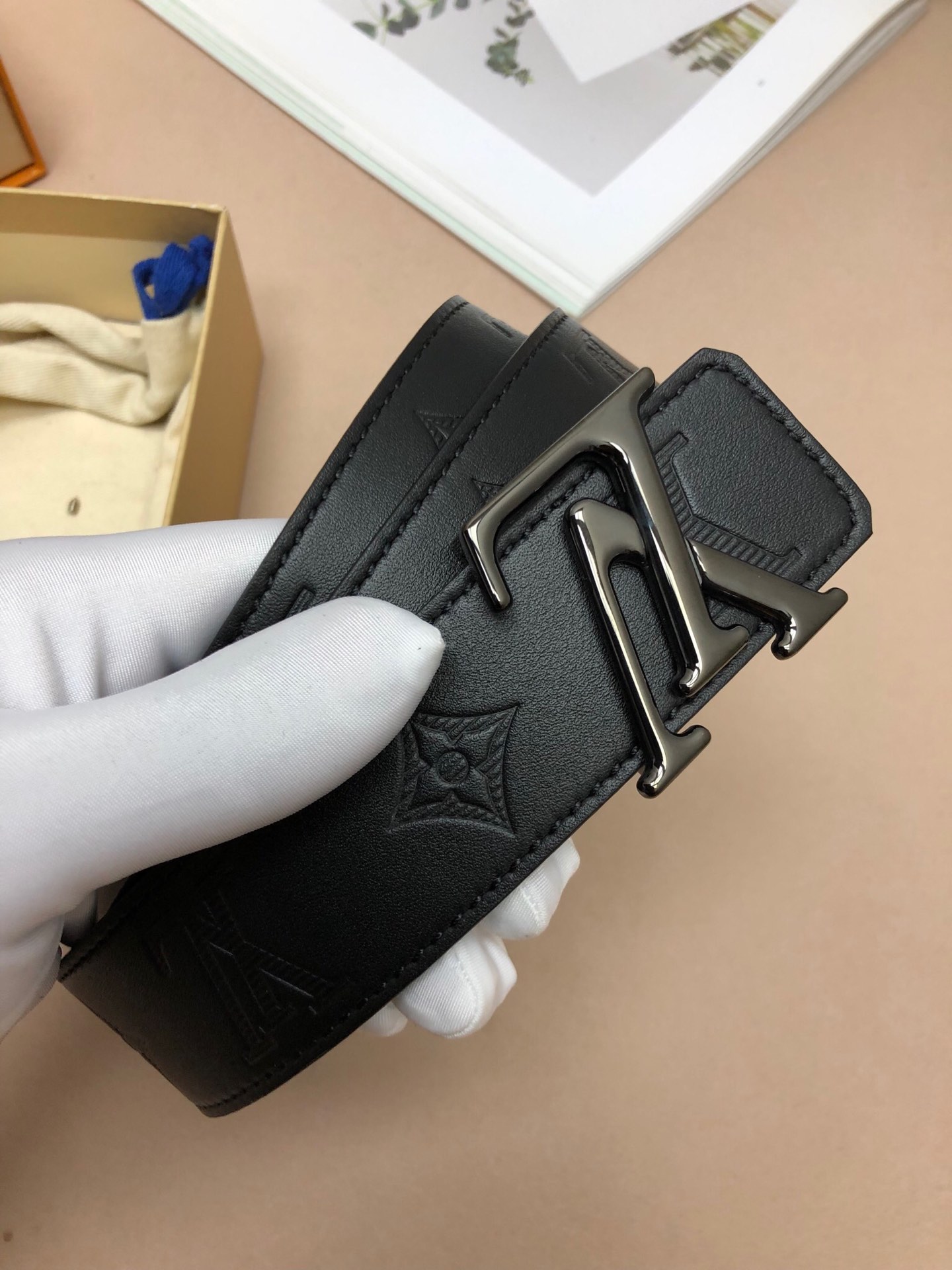 Lv路易威登LOUISVUITTON