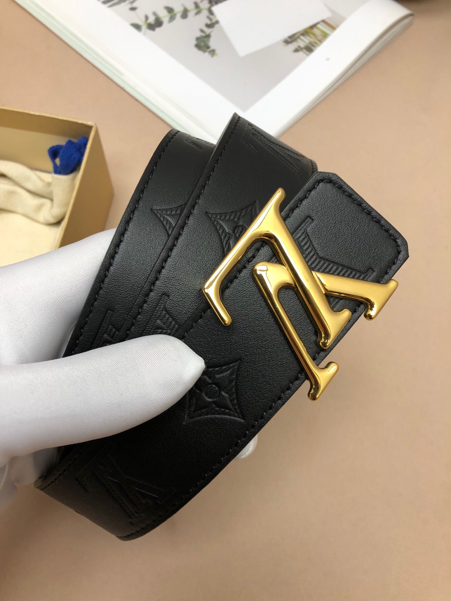 Lv路易威登LOUISVUITTON