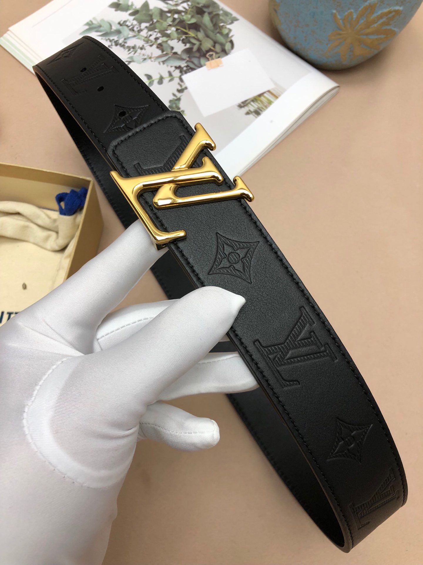 Lv路易威登LOUISVUITTON