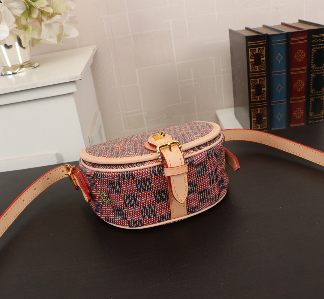 Louis Vuitton Multicolor Monogram crossbody everyday