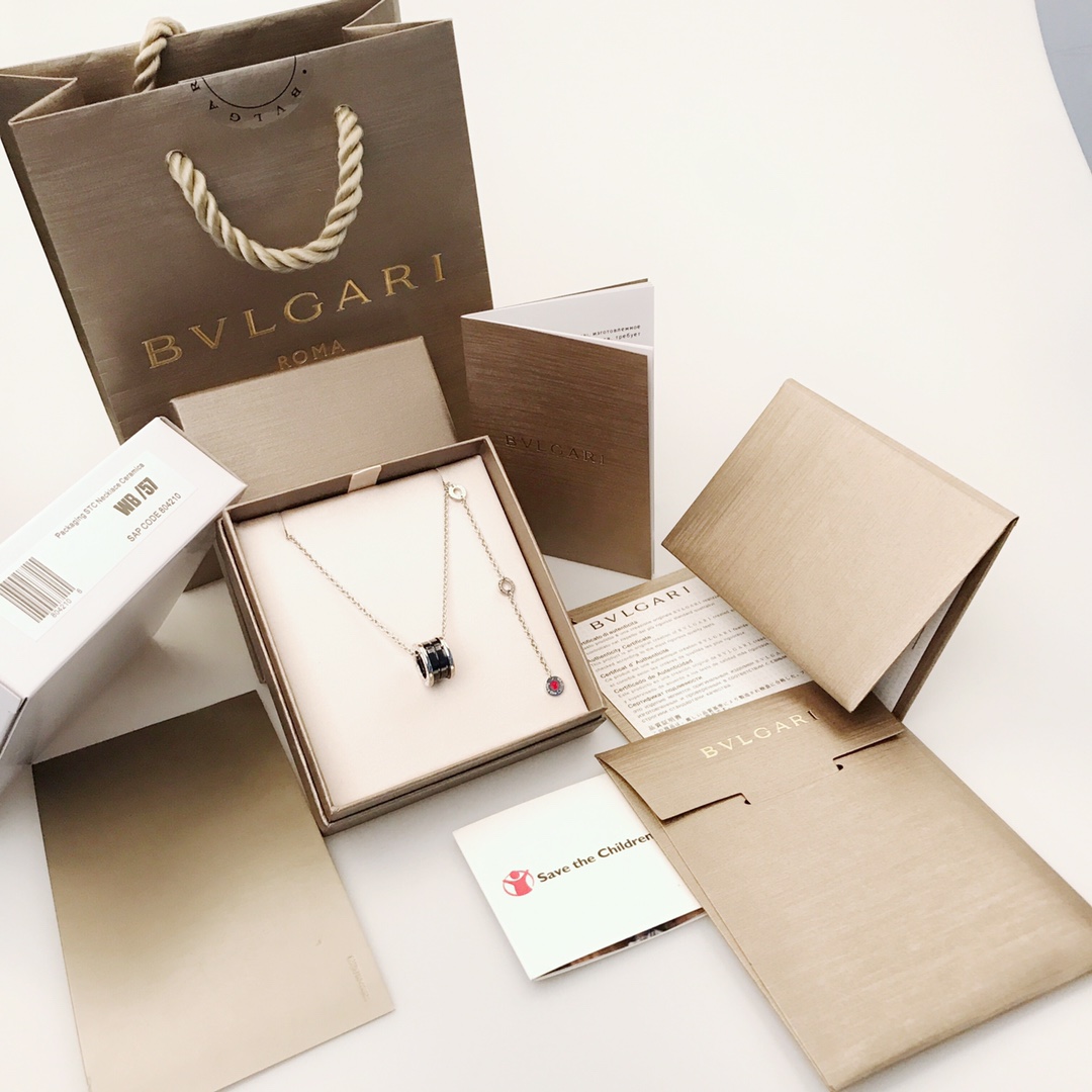 Bvlgari 宝格丽BV慈善款小红人项链 一直的 款 、永恒 美到摘不下来～各种明星 黑陶瓷925纯银
