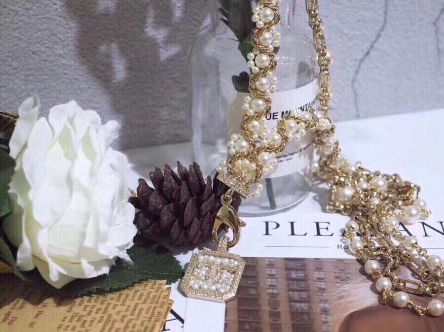  chanel 毛衣链，双层金色毛衣链配吊坠！ 正品1万+官网材质，黄铜➕施华洛珠子