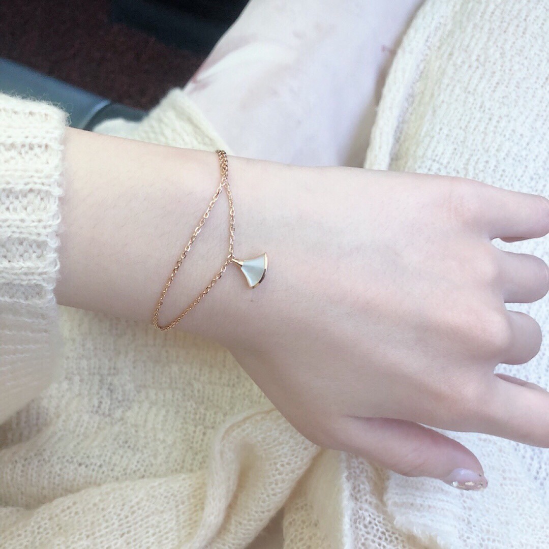Skirt Motif and 5-Motif Bracelet - Comprehensive 6