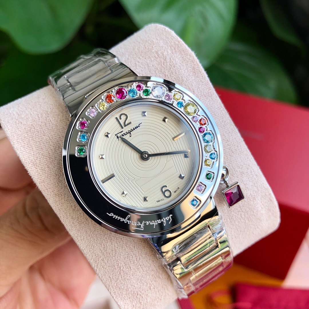 Часы Ferragamo