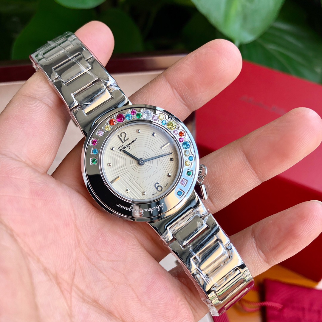 Часы Ferragamo