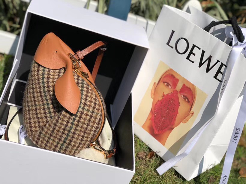 NO:341178,Special model 1002 Loewe has launched a new 