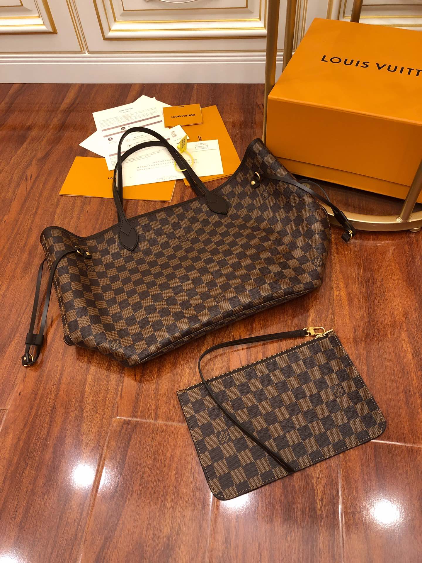 N41358 LV NEVERFULL 中号购物袋