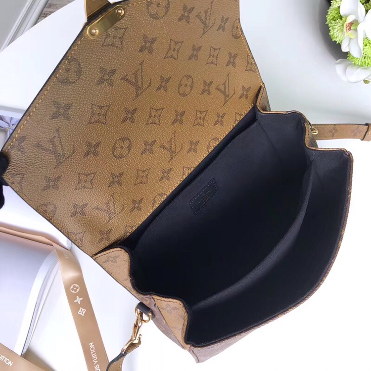 LV Pochette Métis邮差包 M40780 M41465