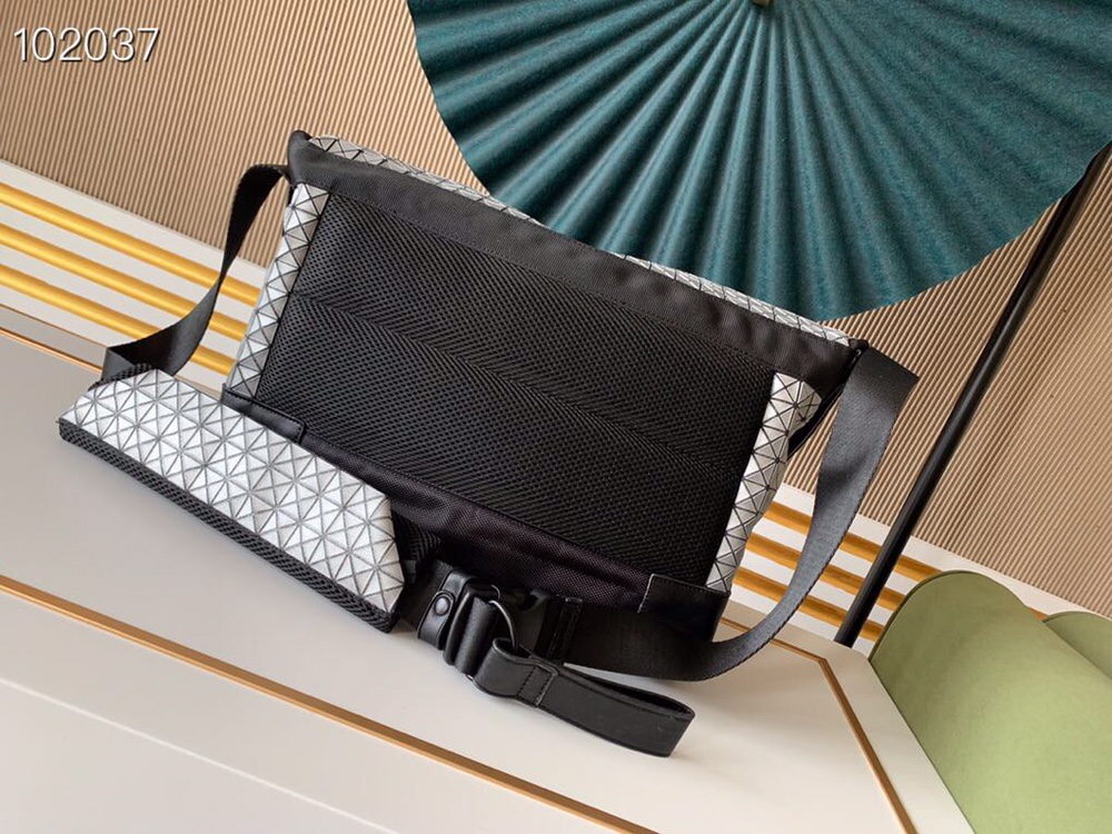 ISSEY MIYAKE BAO BAO