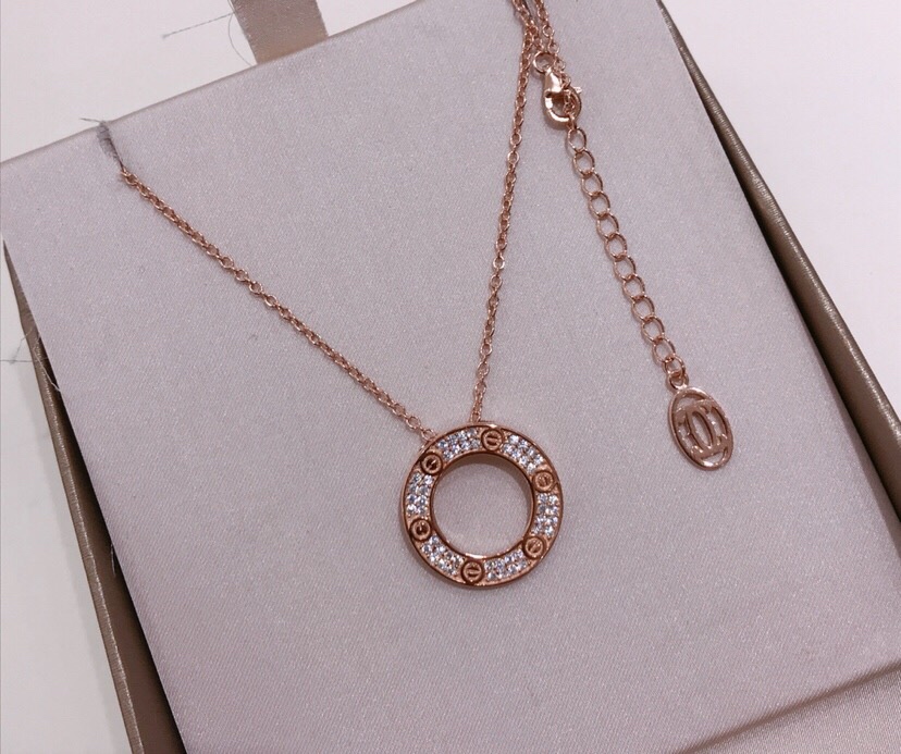 NO:101796,Kajia Star True Love Big Round Cake Necklace Platinum/Rose Gold Spot, Cartier Necklace, Cartier, Necklace19860909卡家满天星真爱大圆饼 项链 白金/玫金现货,卡地亚项链,cartier,necklace,Jewelry