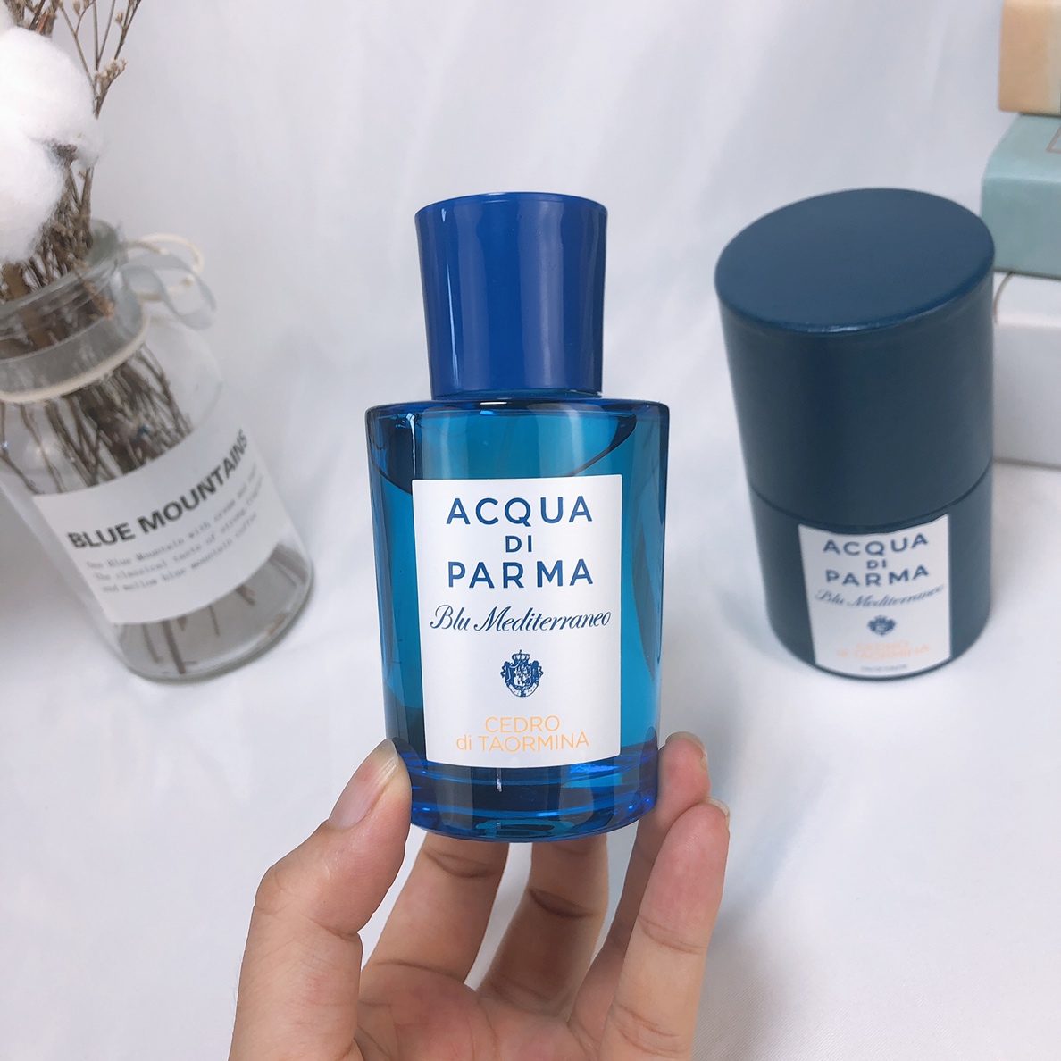 1569646660 3641111739 1