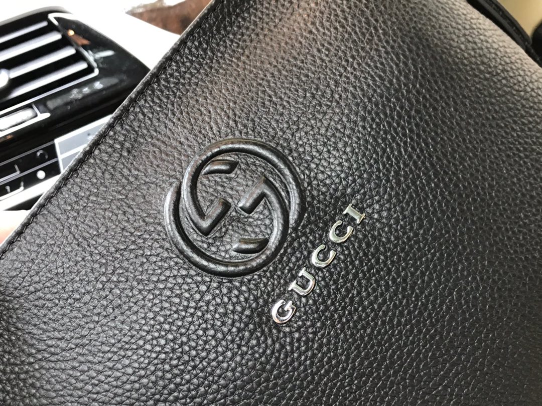 。 型号：33246-2。狠货最新款式gucci超实用款，专柜爆款来袭‼️。顶级进口原厂皮（意大利进口自