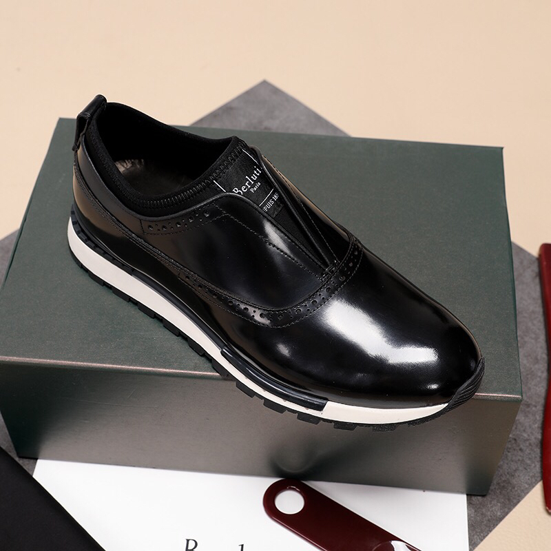 NO:746052,Berluti2019 autumn and winter series!  The luxury brand endorsed by Peng Yuyan traces back to the brand gene-patina ancient method of dyeing, drawing inspiration from the handmade stone tables by craftsmen to create a novel marble luster. The dyeing process has been upgraded, integrating classic inheritance with innovative ideas. Cowhide + cowhide lining + TPU outsole Size: 38-44 Can be ordered 45 46 47,,cowhide19860909Berluti2019秋冬系列！由彭于晏代言的奢华品牌 回溯品牌基因-patina古法染色,从匠人手作石台中汲取灵感创造出富有新意的大理石光泽.染色工艺焕新升级,将经典传承出创新理念融为一体.牛皮+牛皮内里+tpu大底 Size:38-44 可订 45 46 47,,cowhide,Men's shoes