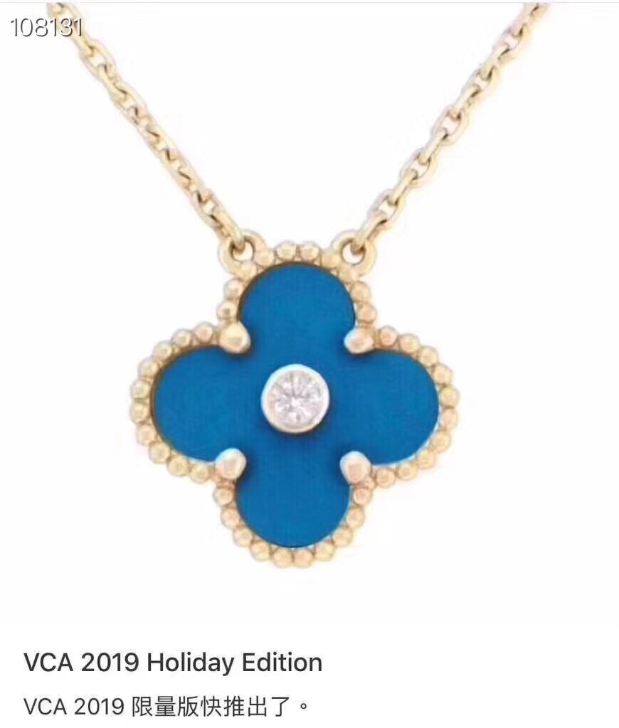 NO:102496,Van Clerk Arpels Vca Limited Edition Blue Ceramics Four-leaf Crop with Diamond Necklace, the same style and different colors every year, always so surprised!  How many people are crazy about you? Long queues at the counter doors around the world are for you. Exclusive first launch, early experience, Vac necklace, van cleef, necklace19860909梵克雅宝Vca 限量版 蓝陶瓷 四叶草带钻项链 每一年同款不同色 总是那么惊喜！多少人为你疯狂的款.世界各地的专柜门口排长队伍都是为你而来 独家首发 抢先体验,Vac项链,van cleef,necklace,Jewelry