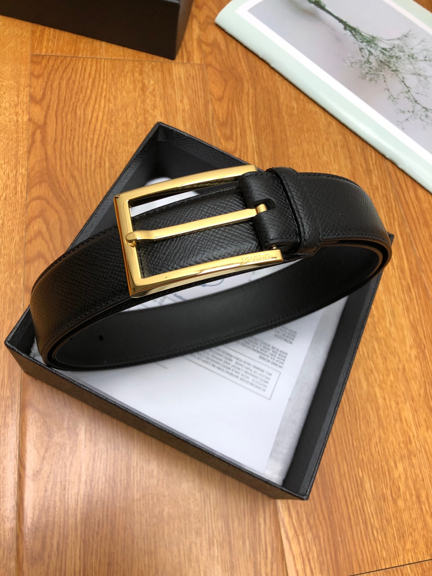 [Prada Belts]Prada: Original single layer cowhide with a thick ten grain body,