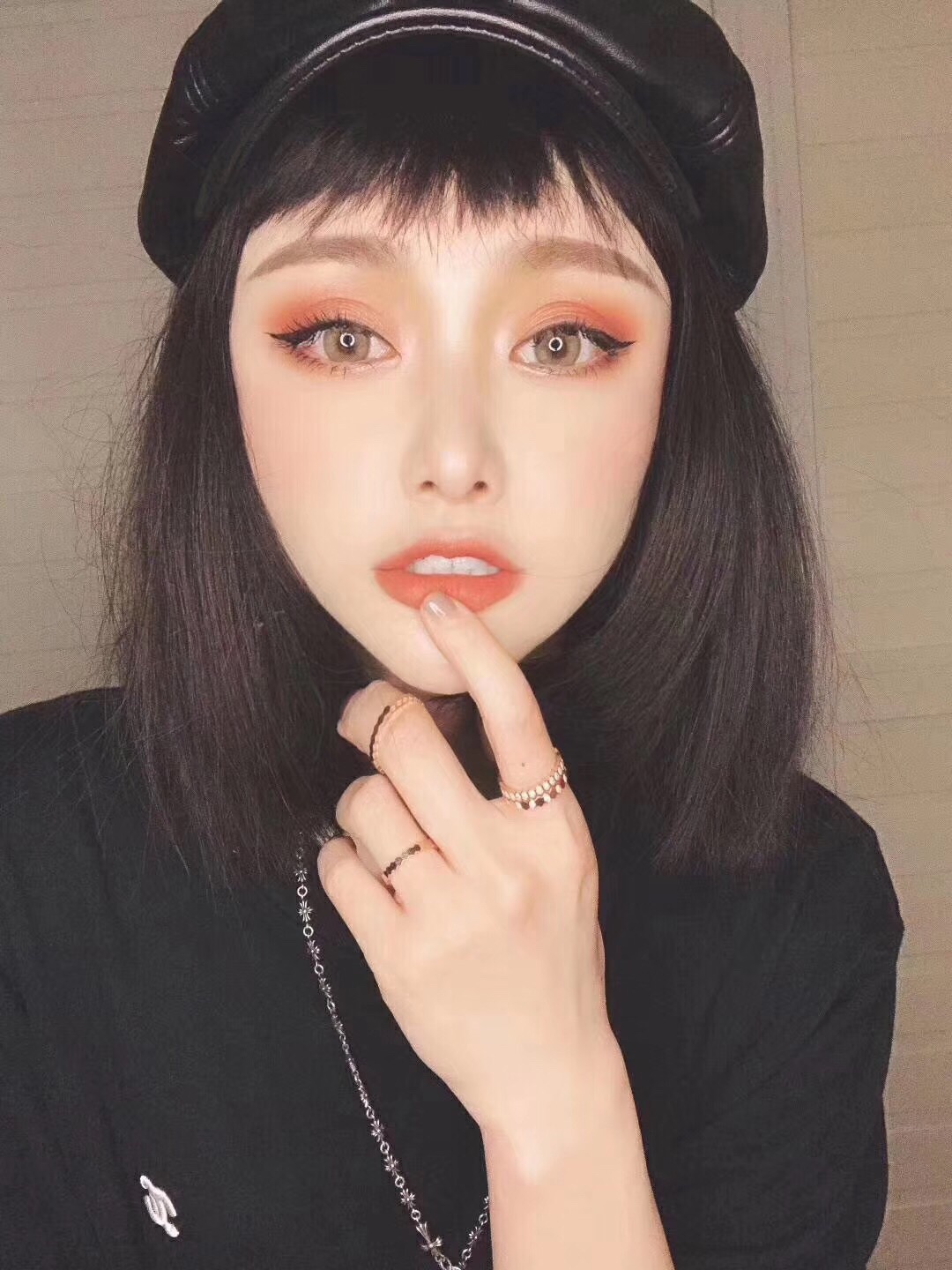 NO:639399,No-diamond p-full diamond fairy ring, my god, how come it looks so good? Four styles of Chaumet honeycomb rings Chaumet Bee My love, all-over sterling silver, using permanent lacquer electroplating 18Kcnc process, Swarovski rough diamonds, size US version No. 5678. Each ring has ZP engraving and ring code number on the inner wall, superimposed belt!  ,shangmei,swarovski,ring,pure silver19860909无钻间钻p满钻神仙戒,我的妈呀,怎么这么好看 尚美蜂巢戒指 四款 尚美Bee My love 通体纯银 采用永漆电镀18Kcnc工艺 施华洛世奇原钻 尺码美版5678号 每款戒指内壁都有ZP刻字 和戒指码数编码 叠加带！,尚美,swarovski,ring,pure silver,Jewelry