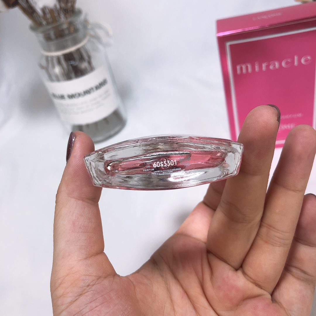 1570593497 3265244285 3