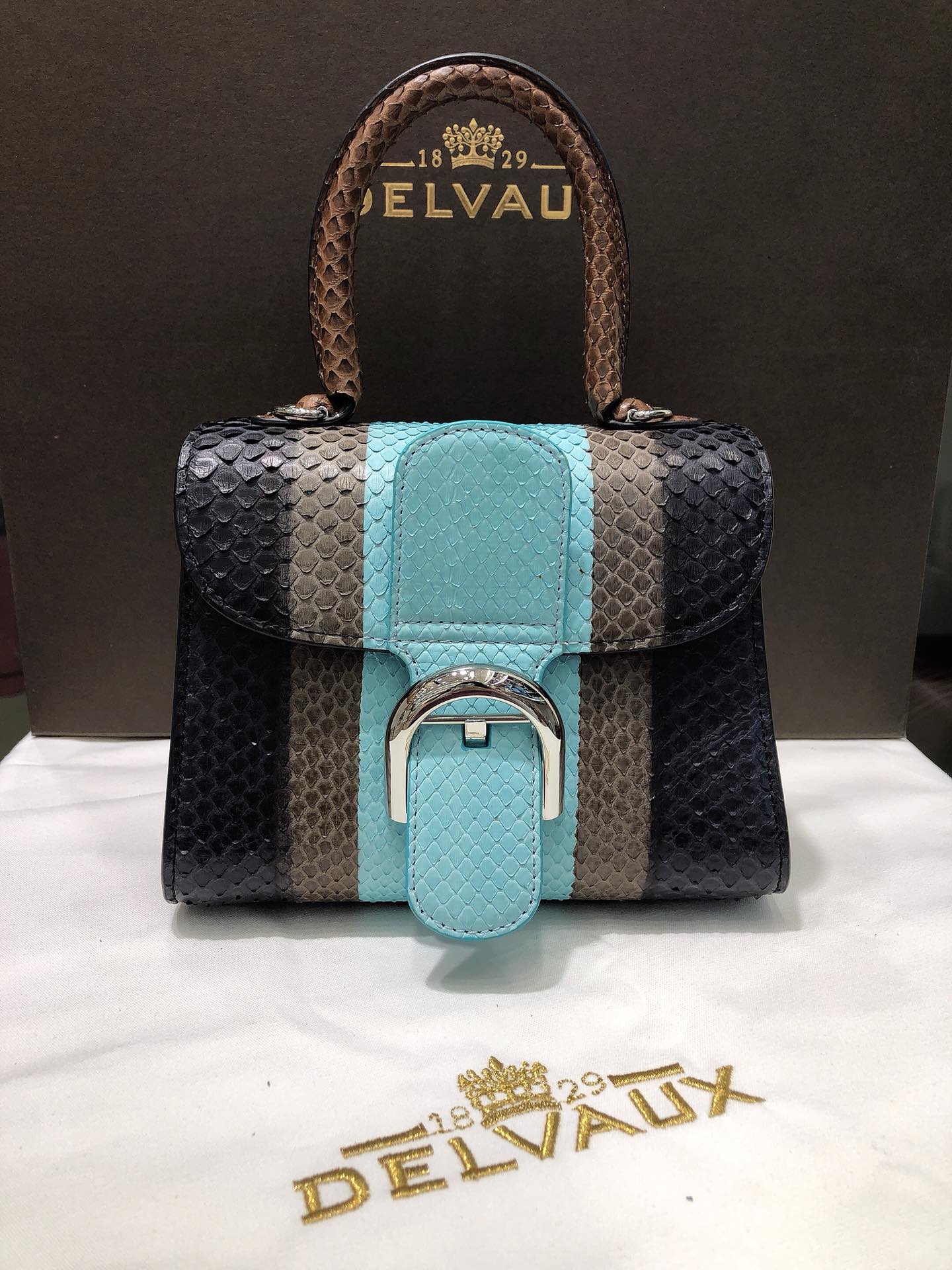 델보 가방 Delvaux 16937