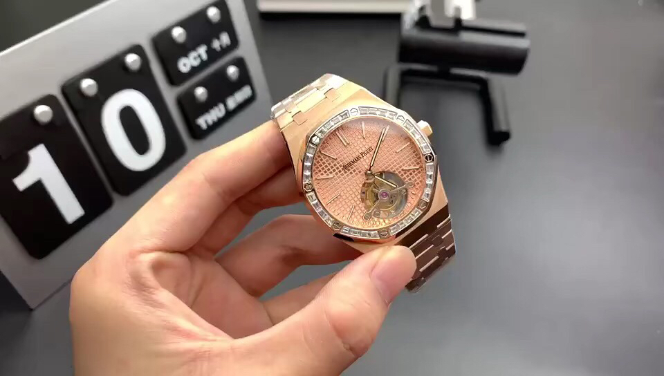 Audemars Piguet - Tourbillon Watch
